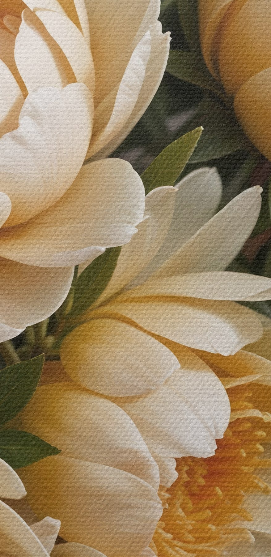 Gruppe von Blumen auf einem Tisch