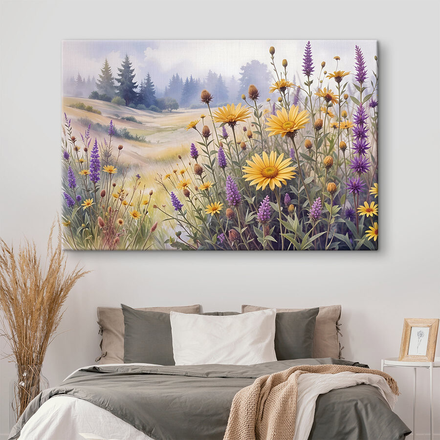 Feld mit Blumen und Gras