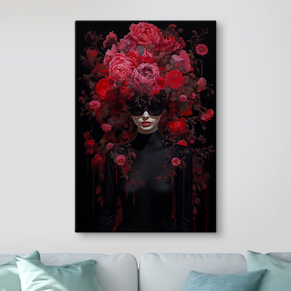 Frau mit einer Maske und Blumen auf dem Kopf Frau mit einer Maske und Blumen auf dem Kopf