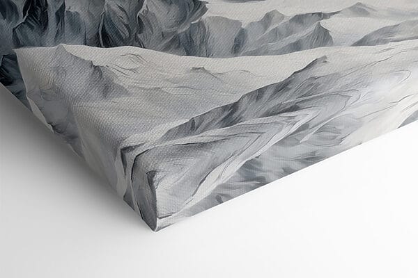 Bergkette mit Schnee Bergkette mit Schnee