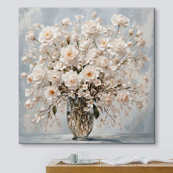 Vase mit weißen Blumen Vase mit weißen Blumen