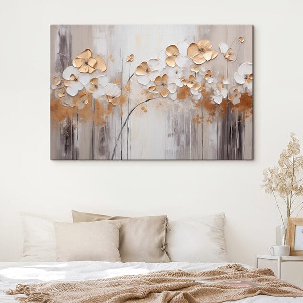 Gemälde mit Blumen an einer Wand Gemälde mit Blumen an einer Wand