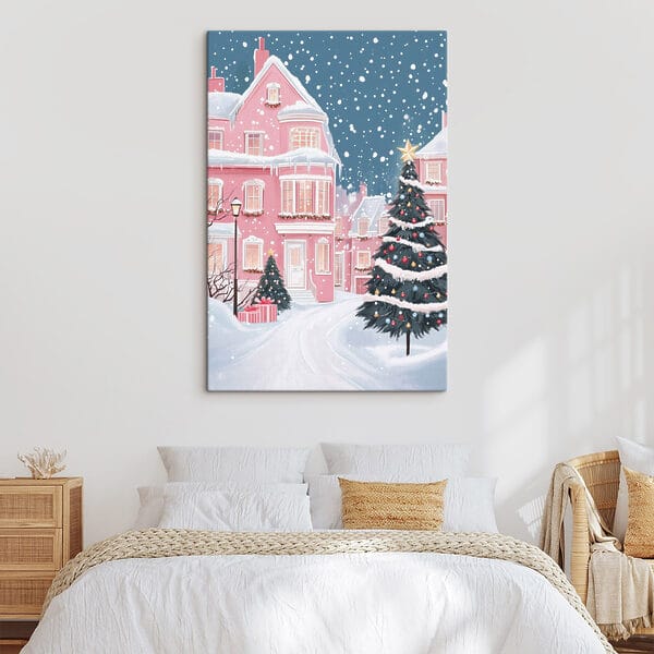 Weihnachtsbaum vor einem rosa Haus Weihnachtsbaum vor einem rosa Haus
