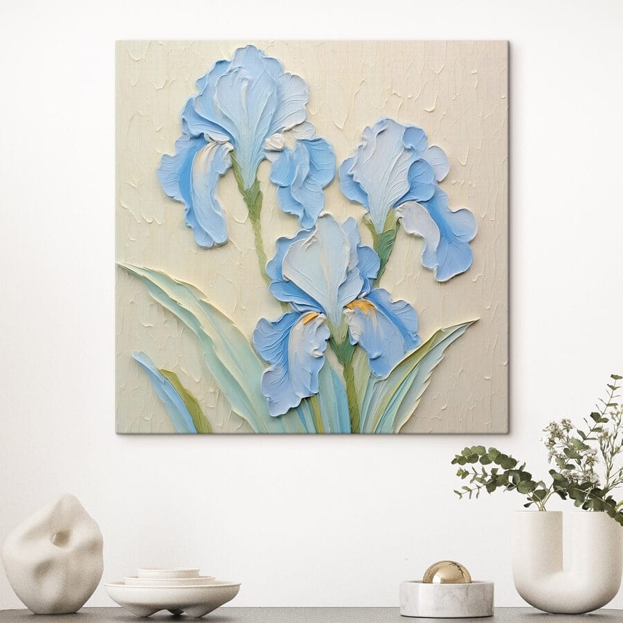 Gemälde mit Blumen an einer Wand