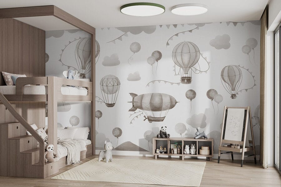 Muster von Heißluftballons und Bergen