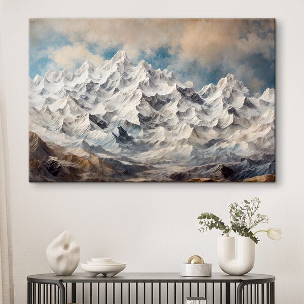 Bergkette mit Schnee Bergkette mit Schnee