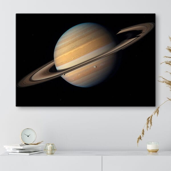 Planet mit Ringen um ihn herum Planet mit Ringen um ihn herum