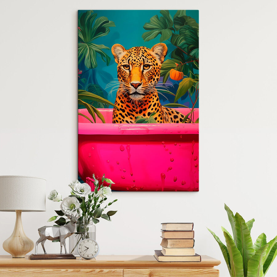 Gepard in einer rosa Wanne mit Pflanzen