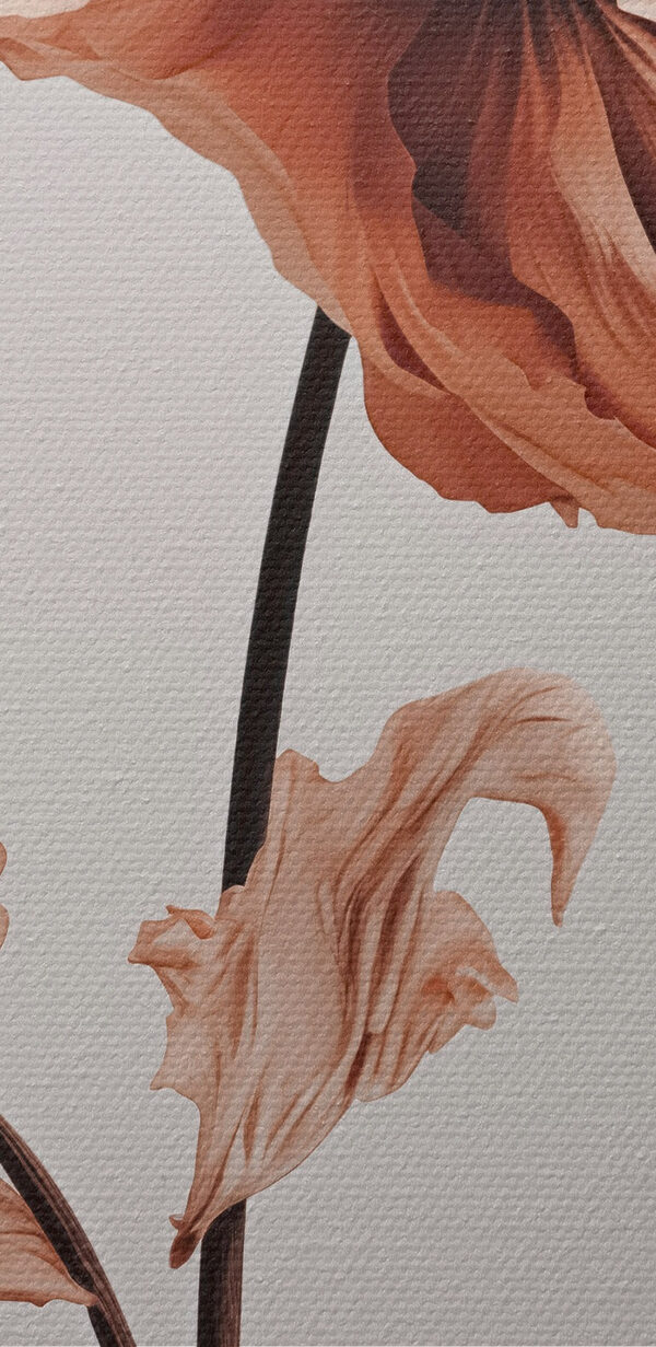 Flower with dried leaves