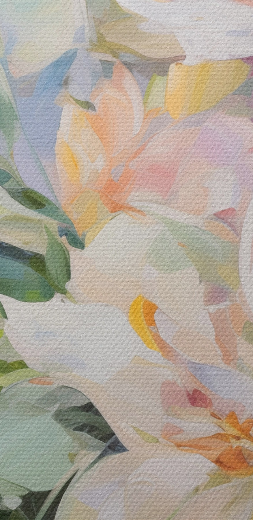 Gemälde mit Blumen auf blauem Hintergrund