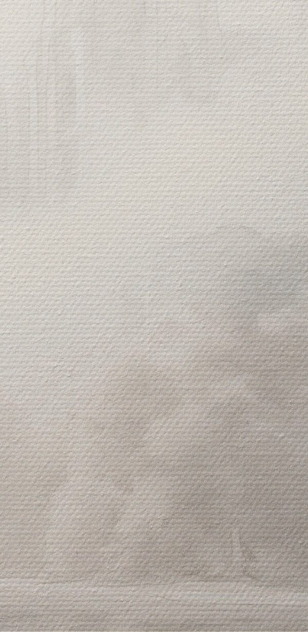 Wasserfläche mit einer Burg im Hintergrund Wasserfläche mit einer Burg im Hintergrund