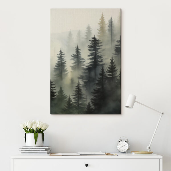 Nebliger Wald mit Bäumen Nebliger Wald mit Bäumen