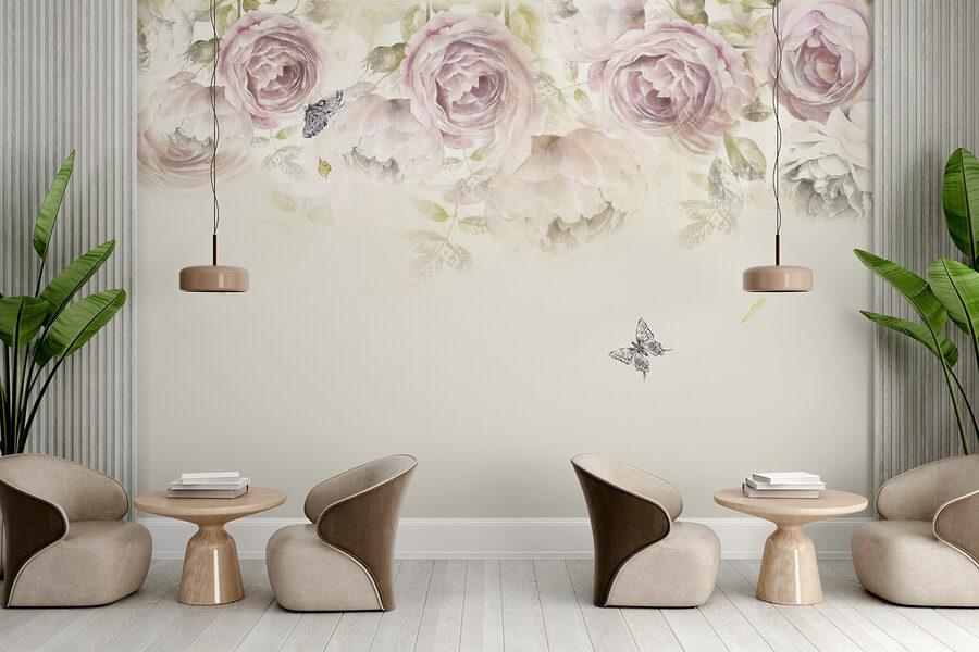 Rosa Rosen und Schmetterlinge