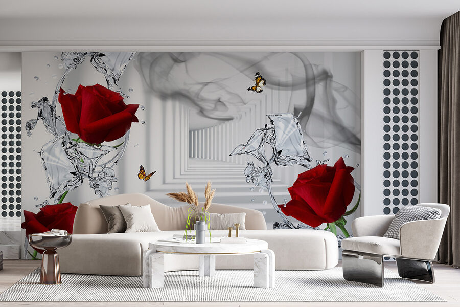 Rote Rosen und Schmetterlinge in einem Glas