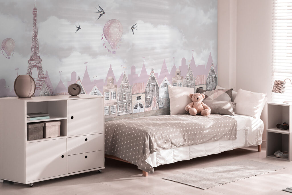 Rosa und weiße Stadtlandschaft mit rosa Luftballons und Vögel fliegen u94128pir1r 1024x683 - Rosa und weiße Stadtlandschaft mit rosa Luftballons und Vögel fliegen