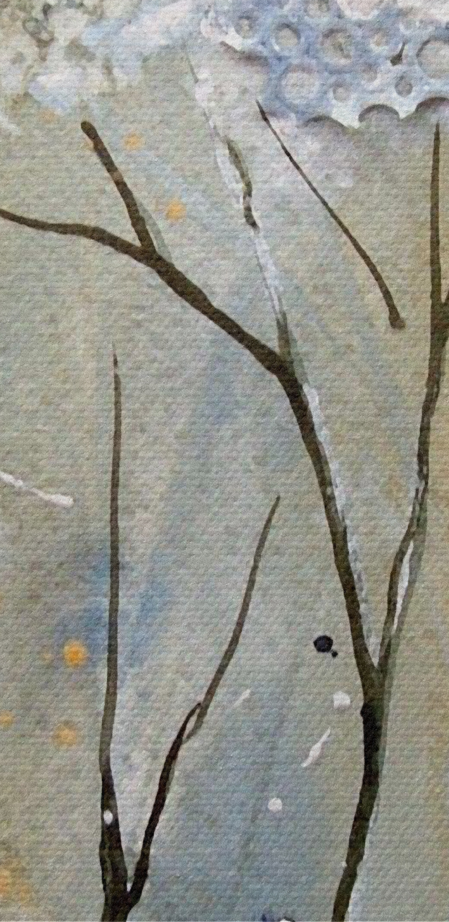 Ein Gemälde mit einer weiß-blauen Pflanze Ein Gemälde mit einer weiß-blauen Pflanze