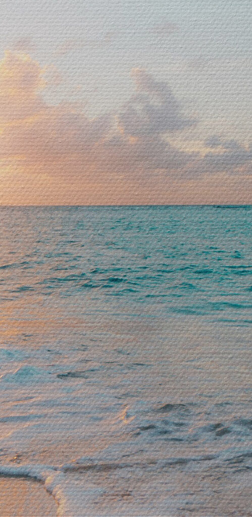 Ein Strand mit Wellen und einem Sonnenuntergang s28661pzvl 499x1024 - Ein Strand mit Wellen und einem Sonnenuntergang