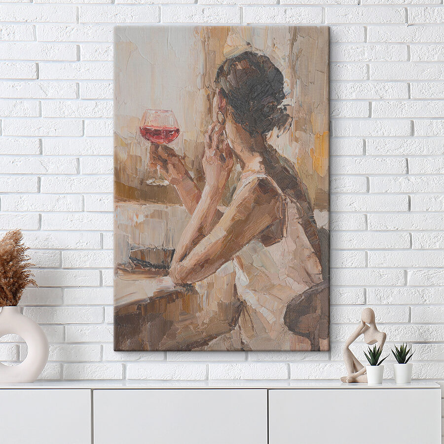Ein Gemälde einer Frau mit einem Glas Wein in der Hand