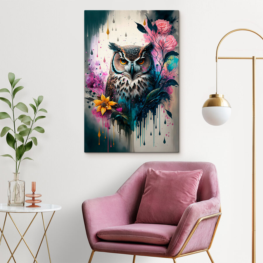 Eine Eule mit Blumen