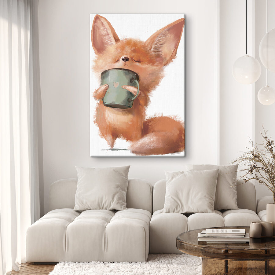 Ein Fuchs hält einen Becher Ein Fuchs hält einen Becher