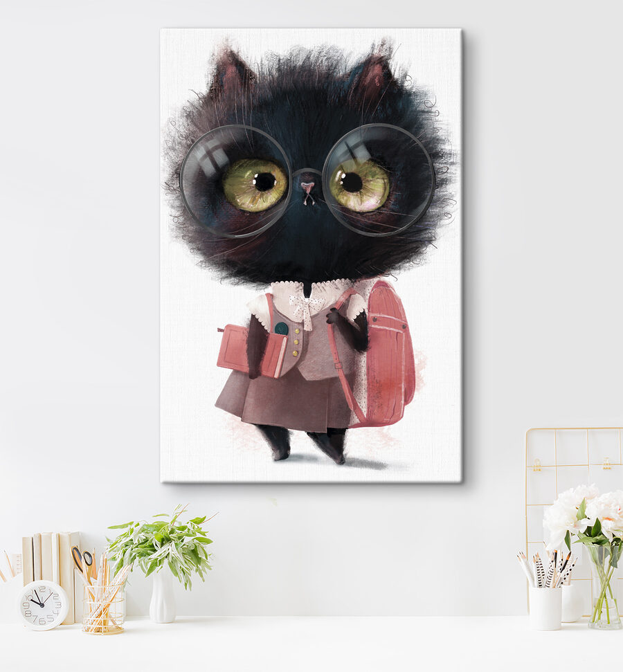 Eine Katze mit Brille und Schuluniform