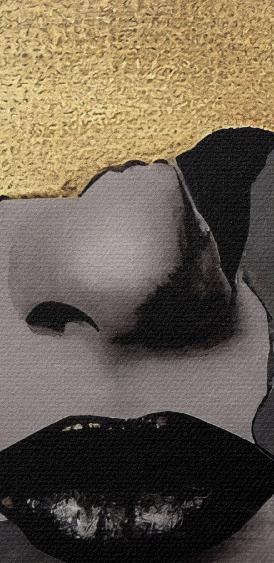 Zerbrochene Eleganz in Monochrom und Metallic
