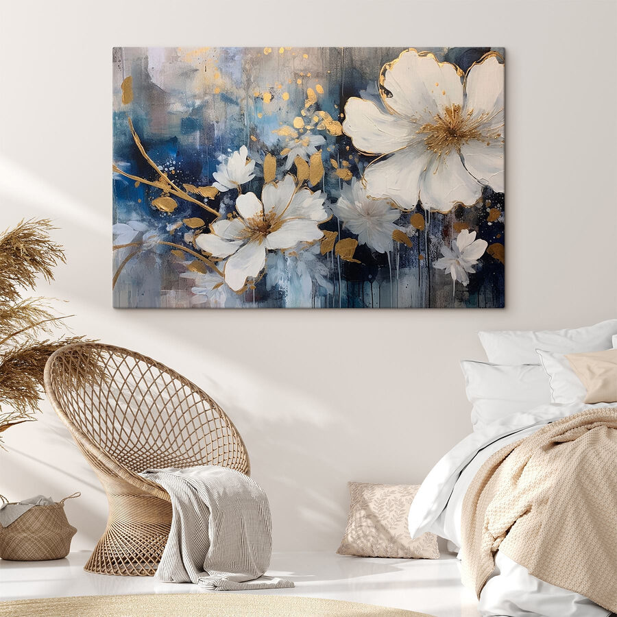 Florale Eleganz in Blau und Weiß