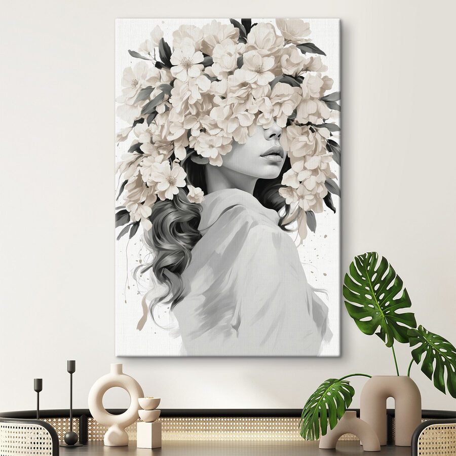 Frau mit Blumen auf dem Kopf