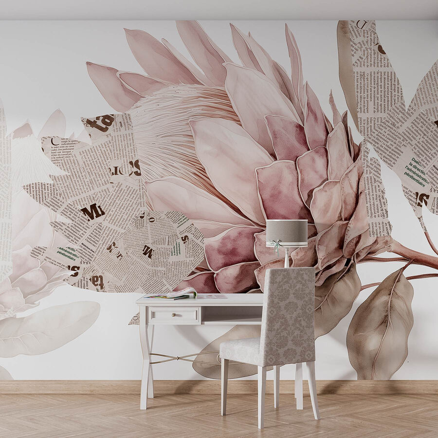 Blume mit Zeitungspapier und Blättern