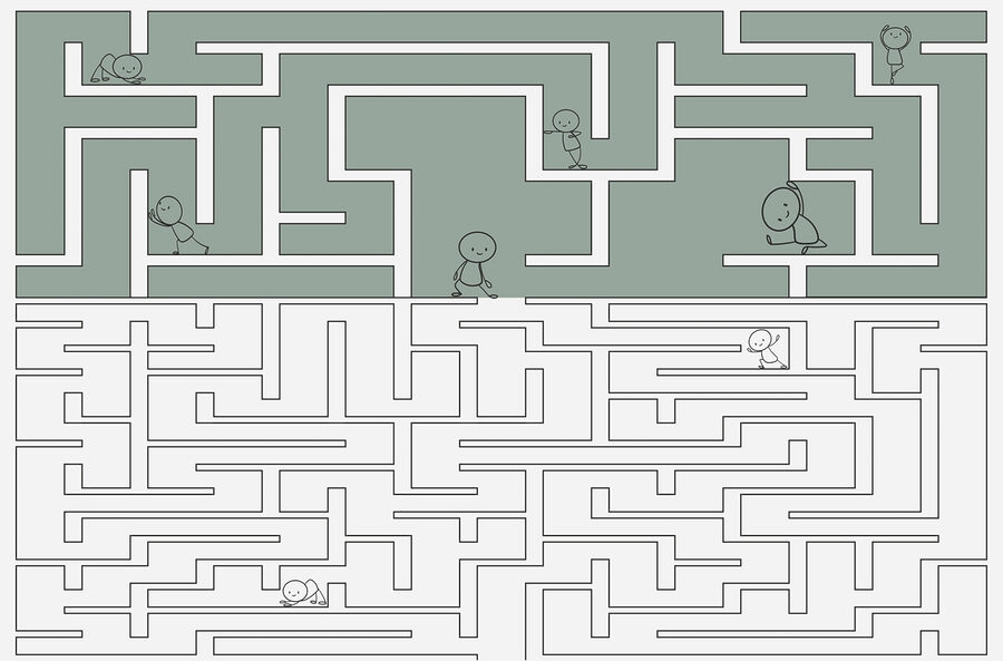 Labyrinthspiel mit Zeichentrickfiguren, die durch das Labyrinth laufen