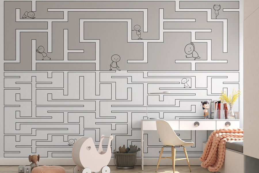 Labyrinth mit Menschen, die auf dem Boden laufen Labyrinth mit Menschen, die auf dem Boden laufen