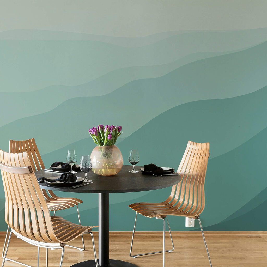 Grüne Hügel mit blauem Himmel