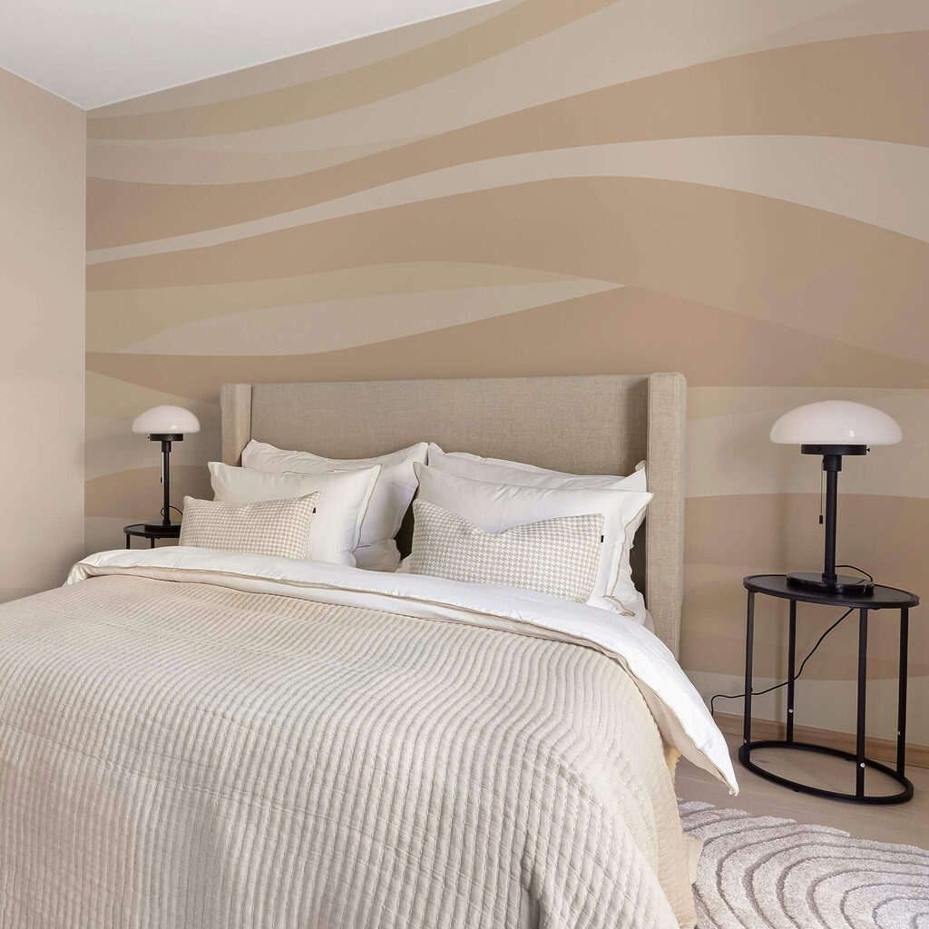 Braunes und weißes Wellenmuster