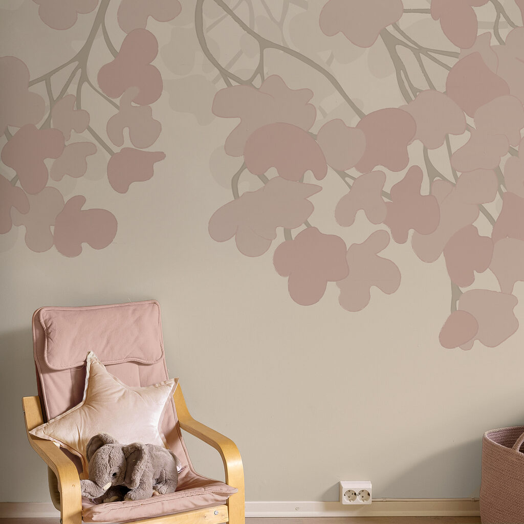 Rosa Blumen auf weißem Hintergrund