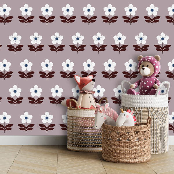 Muster aus weißen Blüten und braunen Blättern