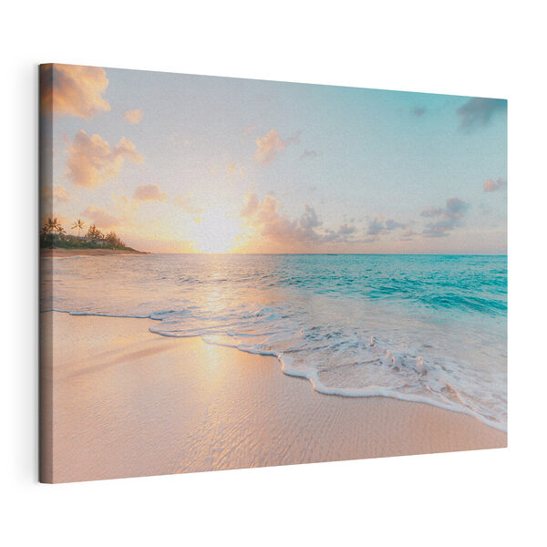 Ein Strand mit Wellen und einem Sonnenuntergang Wandbilder Ein Strand mit Wellen und einem Sonnenuntergang
