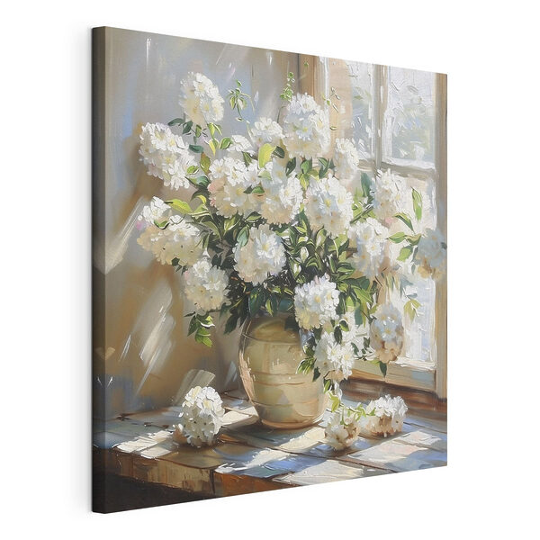 Vase mit weißen Blumen vor einem Fenster Wandbilder Vase mit weißen Blumen vor einem Fenster