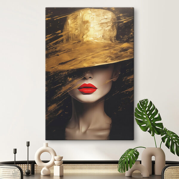 Mysterious elegance in bold colors Mysterious elegance in bold colors
