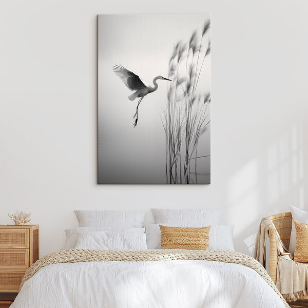 Wandbilder Ein Vogel, der über dem Wasser fliegt (Artikelnummer: s46693) Wandbilder Wandbilder Ein Vogel, der über dem Wasser fliegt (Artikelnummer: s46693)