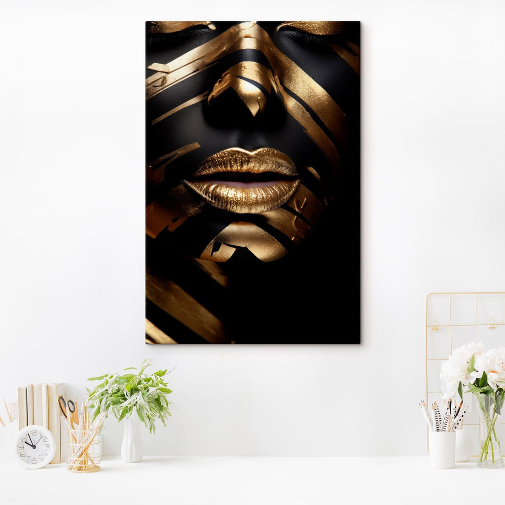 - Striking face art and bold lines - Striking face art and bold lines