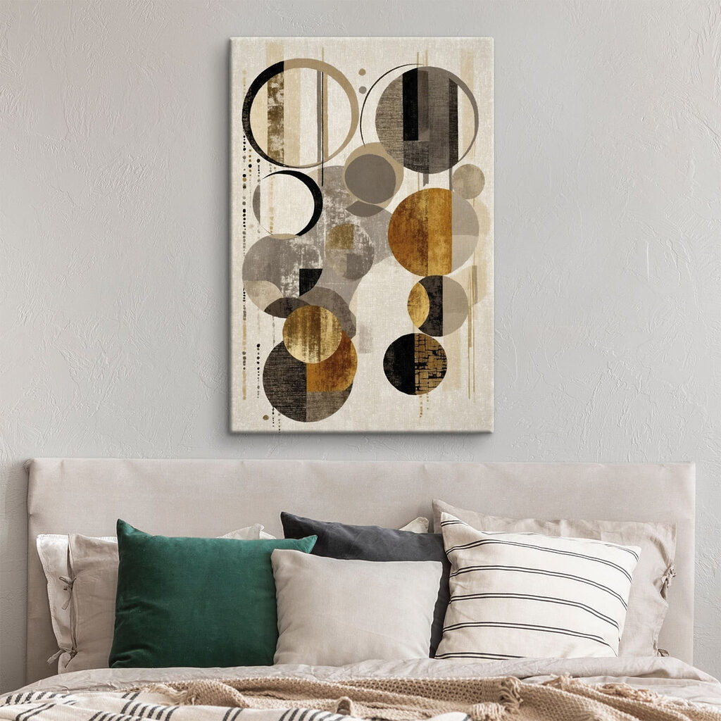 Dynamic circles in neutral tones