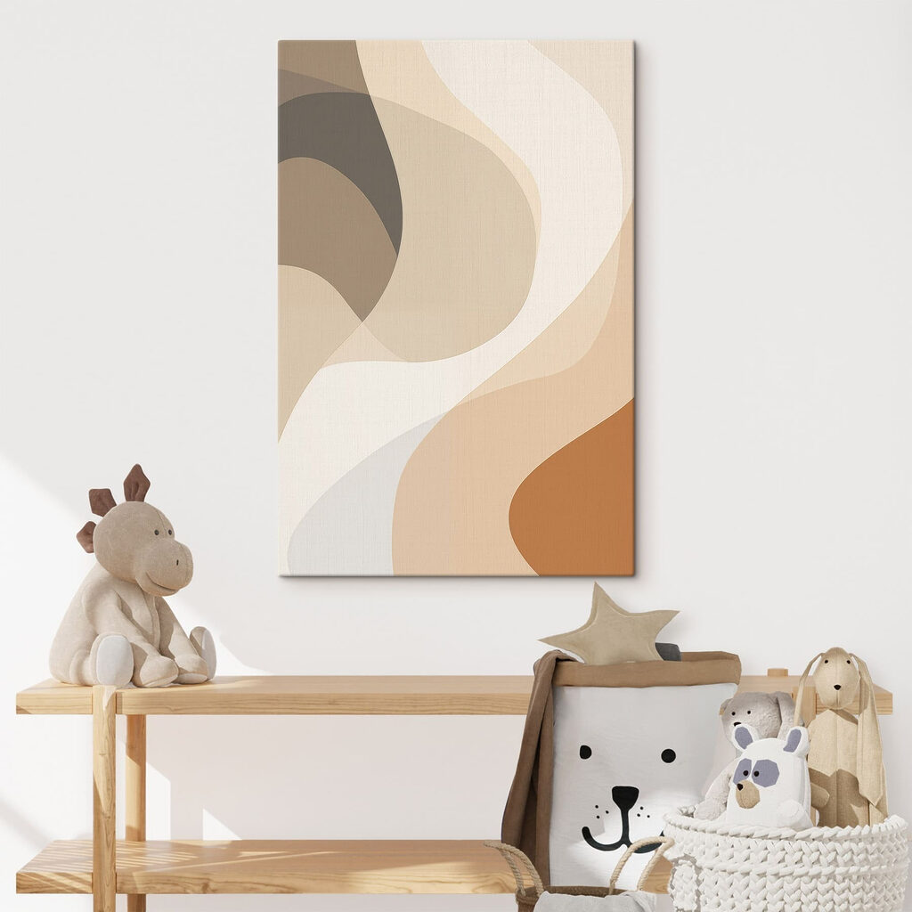 Soft curves in neutral tones Soft curves in neutral tones