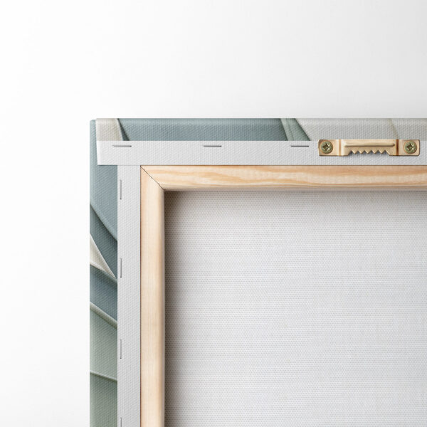 Serene waves of subtle color Serene waves of subtle color
