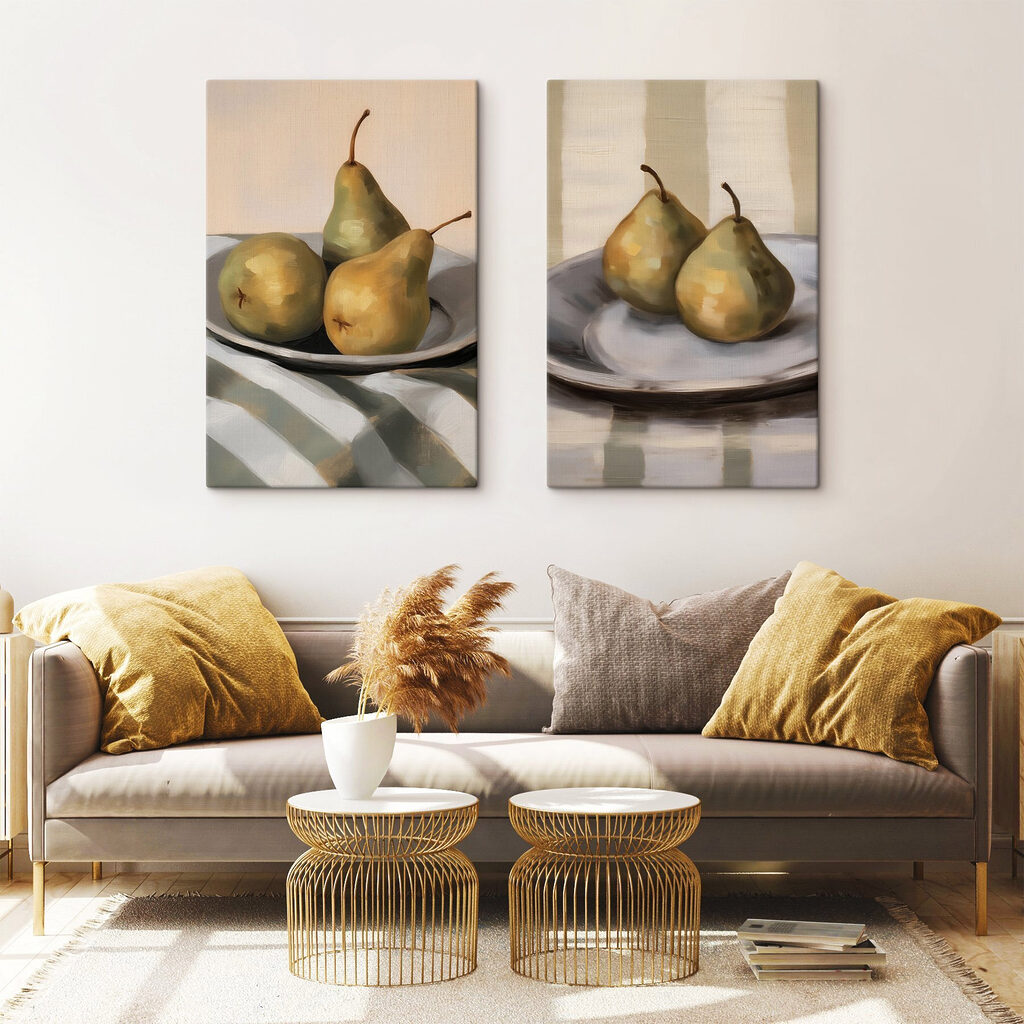 Comparison of a couple of pears on a plate Comparison of a couple of pears on a plate